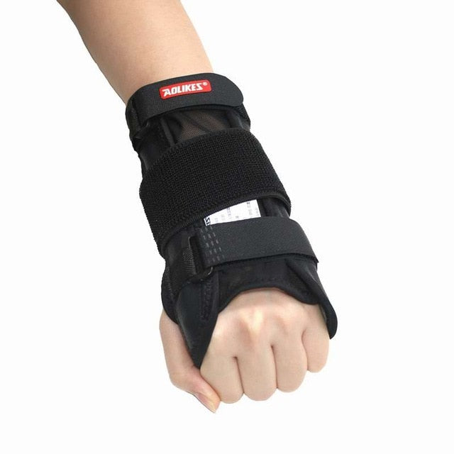 Upgrade Breathable Wrist Support Carpal Tunnel Splint Adjustable Wrist Support Brace For Pain Relief from Carpal Tunnel Syndrome - CTHOPER